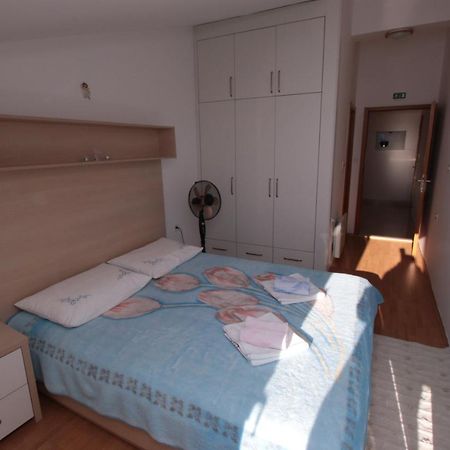 Apartmani Damir Livajic โอมิช ภายนอก รูปภาพ