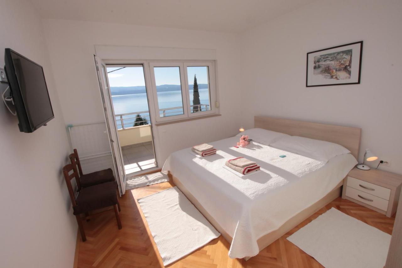 Apartmani Damir Livajic โอมิช ภายนอก รูปภาพ