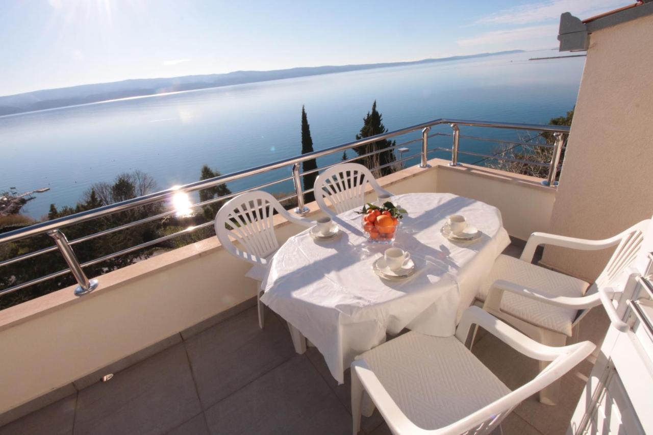 Apartmani Damir Livajic โอมิช ภายนอก รูปภาพ